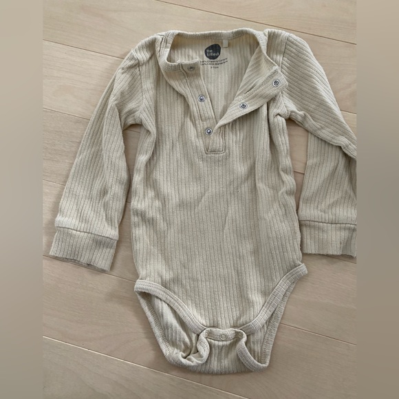 100% Organic Cotton, The Littlest, 6-12M, knit pants and ribbed long sleeve - Picture 4 of 6